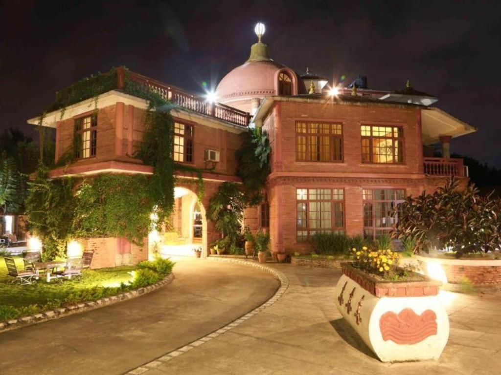 Grand Norling Hotel'S Resort Kathmandu Exterior foto